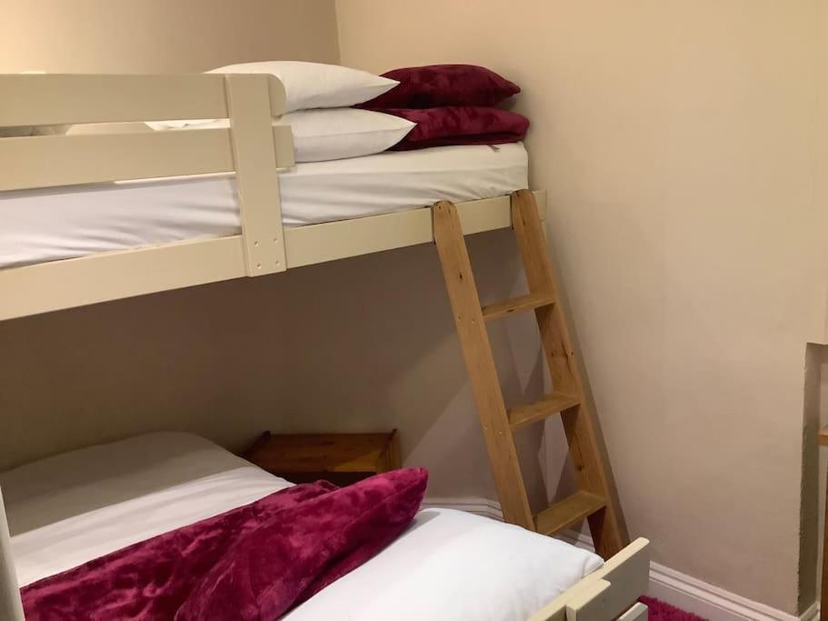 فيلا Apple Tree Corner Blaenporth المظهر الخارجي الصورة